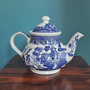 Churchill Willow Teapot, Blue White China, Traditional Tea Service