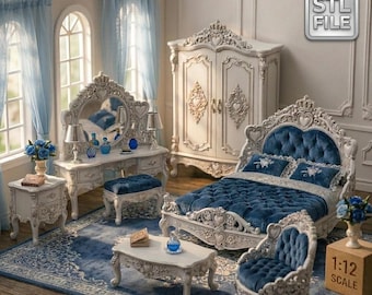 Könnte beinhalten: Ein Miniatur-Schlafzimmermöbel-Set im Maßstab 1:12, bestehend aus einem verzierten weißen Bettgestell mit tiefblauer Knopfheftung, einem passenden Kleiderschrank, einem Schminktisch mit Spiegel, Nachttisch, Couchtisch und einem Sessel.