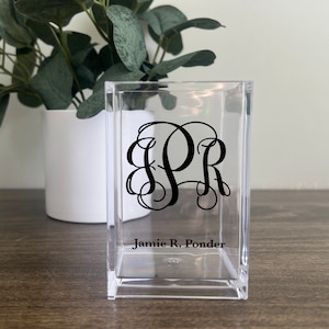 Personalized Pencil Holder -  Makeup Brush, Pen Holder, Gift for Her, Gifts for Mom, Acrylic Desk Organizer, Monogram