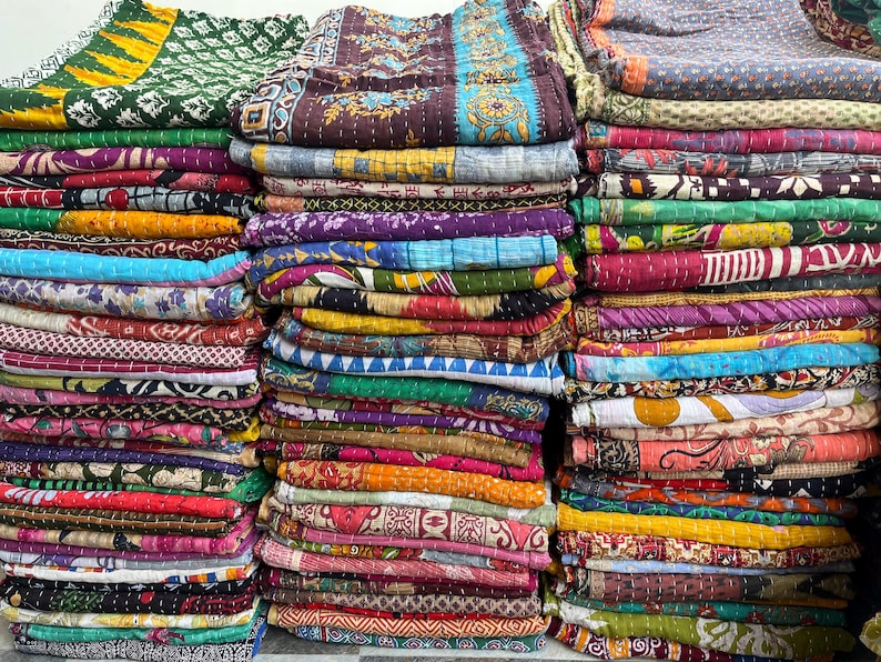 Handmade Kantha Comforter - Tropical Floral Print Quilt - Bohemian Style Blanket image 3