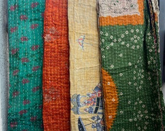 Eco-Friendly Vintage Sari Quilt - Handmade Kantha Throw - Sustainable Home Decor