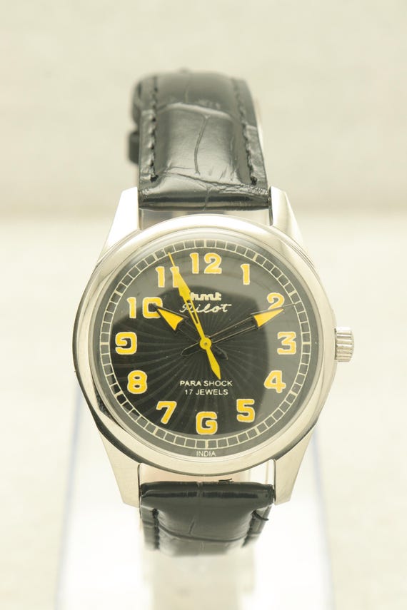 Vintage HMT Pilot Manual Winding Men's Wristwatch.