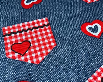 s-226 Vintage  Fabric Heart pocket 80s 45”x 14”