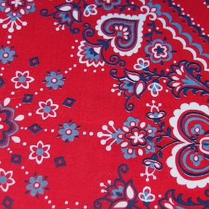 Vintage Fabric Retro flower bandana print fabric 70s S-51