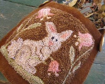 Primitive Punch Needle Pattern Tulip Time