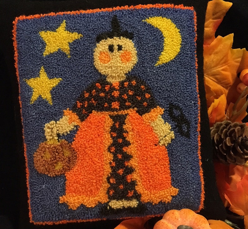 Primitive Punchneedle Embroidery All Dressed Up