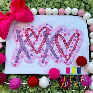 Valentine Hand-Lettered Applique Design  - Zig Zag Applique Background and Sketch Stitch Embroidery "XOXO" with Heart Os