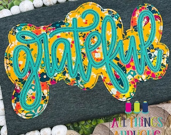 Diseño de aplique cursivo con letras a mano y palabra de agradecimiento: aplique de puntada de frijol apilada de doble capa con la palabra de agradecimiento