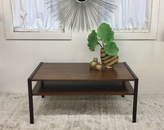 Mid Century Modern Edward Wormley for Dunbar coffee / cocktail table