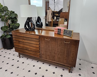 American of Martinsville dresser |
