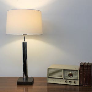 Mid Century Modern vintage Walter Von Nessen style table lamp chrome and laminate 画像 1