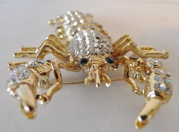 Brooch, Oversized Lobster Rhinesrtone Brooch in G… - image 4