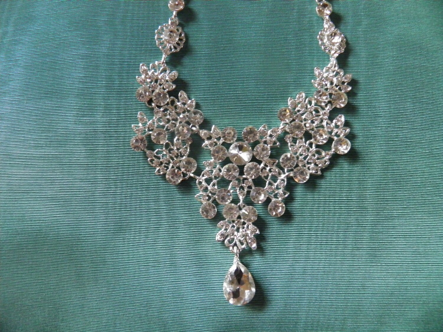 Old Hollywood Necklace - Etsy