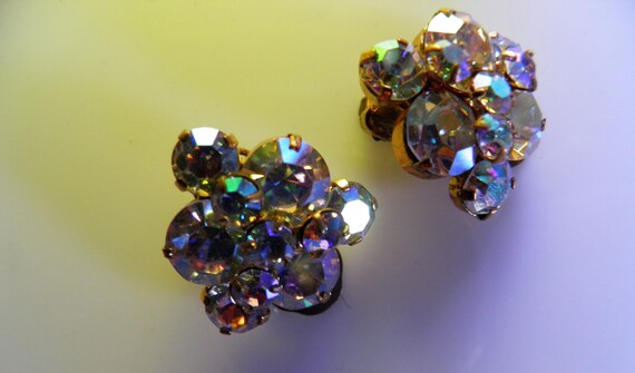 HOLD Vintage Rhinestone Juliana Clip Earrings - image 6