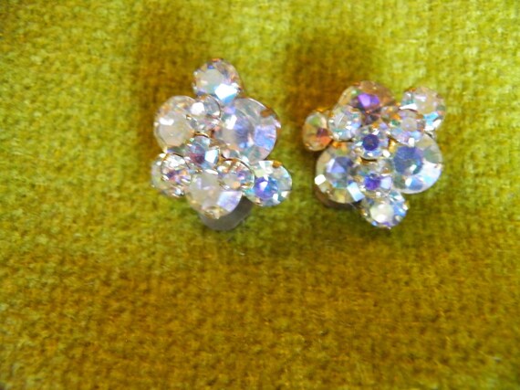 HOLD Vintage Rhinestone Juliana Clip Earrings - image 5