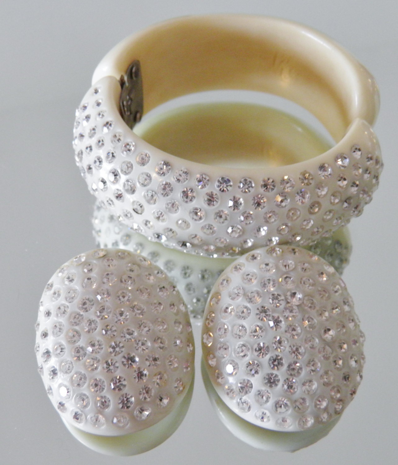 Salebakelite and Rhinestone Clamper Bracelet and Clip Earrings