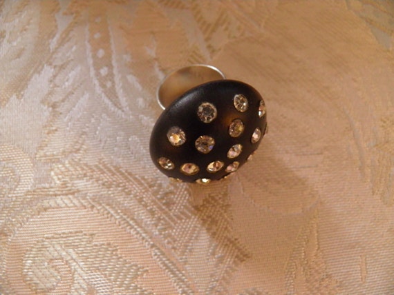 Ring, Vintage Outstanding Rhinestone Bold Ring, R… - image 4