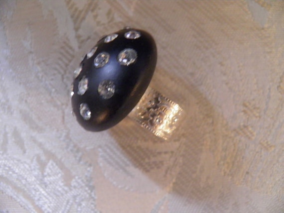 Ring, Vintage Outstanding Rhinestone Bold Ring, R… - image 5