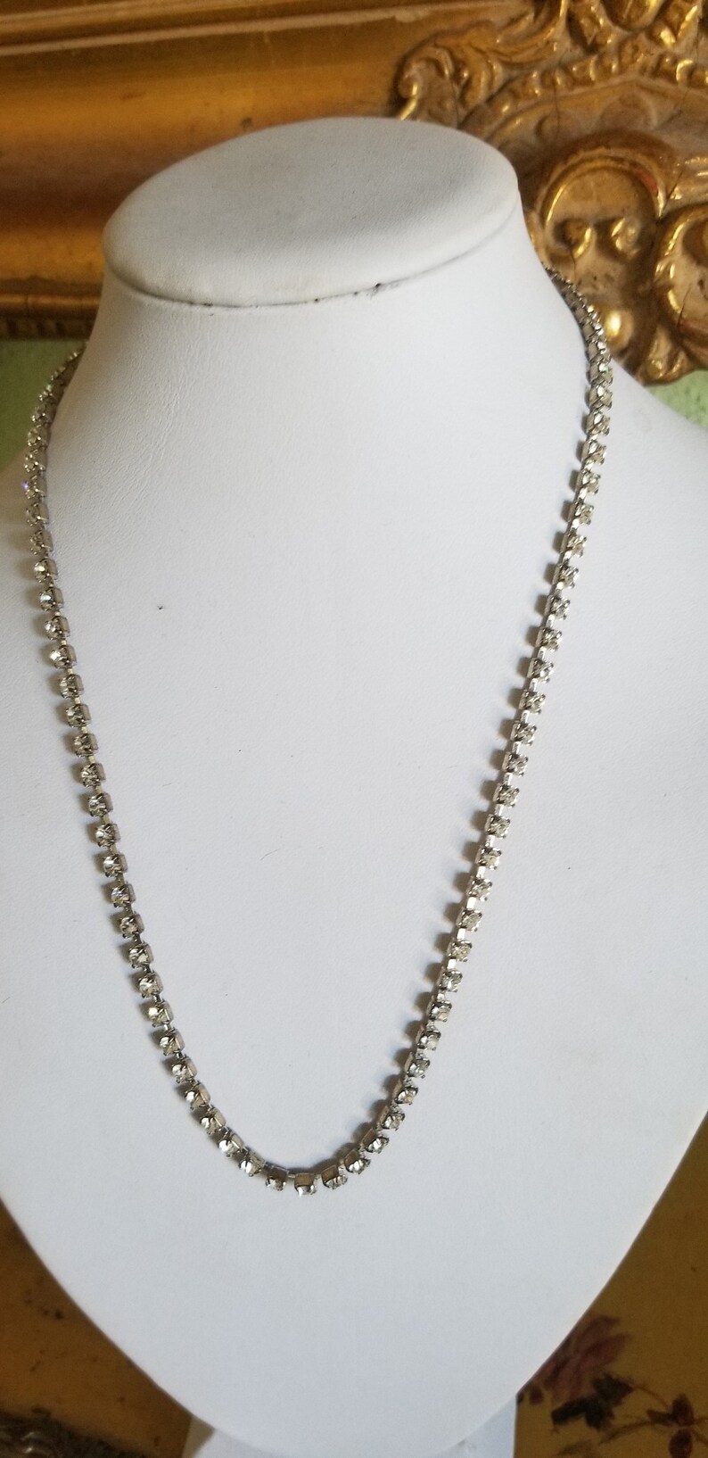 Single Strand of Clear Rhinestones Necklace.