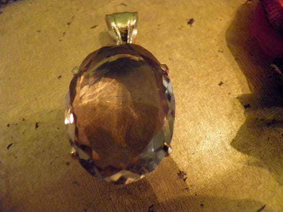 Beautiful Topaz Set in Sterling Silver Pendant - image 3