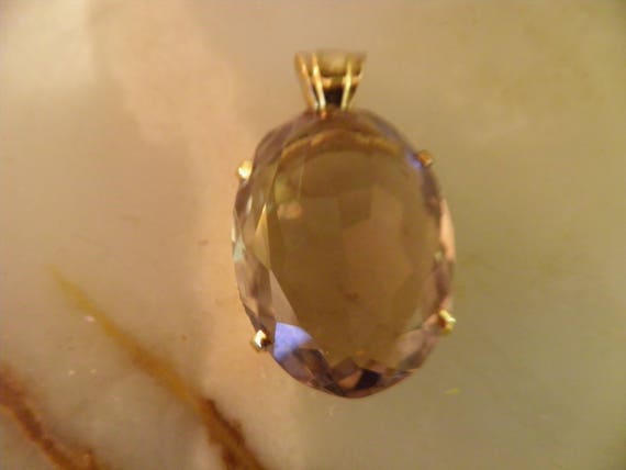 Beautiful Topaz Set in Sterling Silver Pendant - image 5