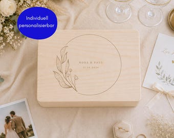 Personalized keepsake box with names and date for the bride and groom | Engagement and wedding gift | Wooden box, timelessly minimalist
