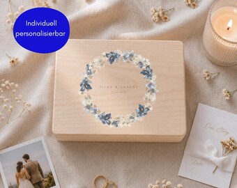 Personalized keepsake box with name and date | Wedding gift for the bride and groom | Anniversary wooden box | Simple, timeless, minimalist