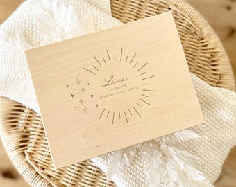 Personalisierte Baby Erinnerungskiste | Geschenk zu Geburt & Taufe | Sonne Sterne Deko Holzbox mit Namen und Daten | Custom Boho Memory Box