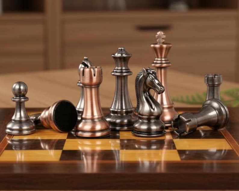 Metallic Chess Luxury Metal Chess Set With 15