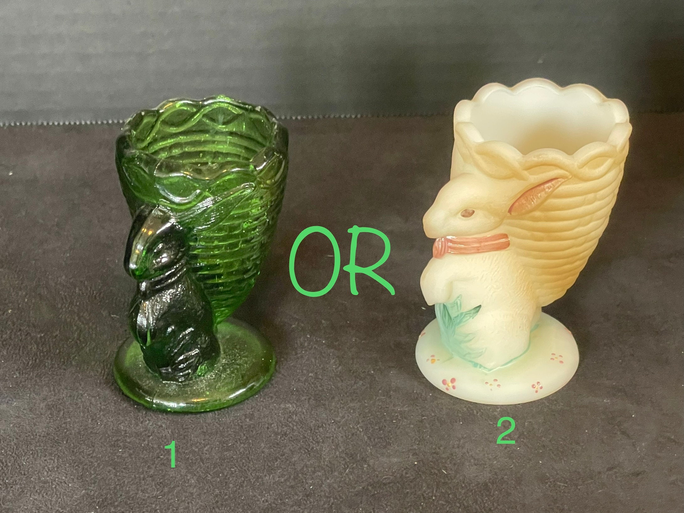 イギリスヴィンテージ　CrownDevon バスケットに花　うさぎ歯ブラシたて Fenton Bunny and Basket Toothpick Holders / Egg Cups - Etsy