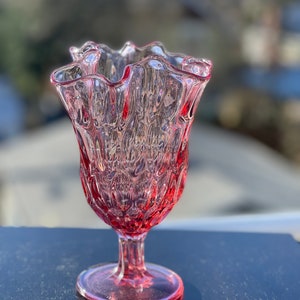 Fenton Colonial Pink Thumbprint Handkerchief Vase