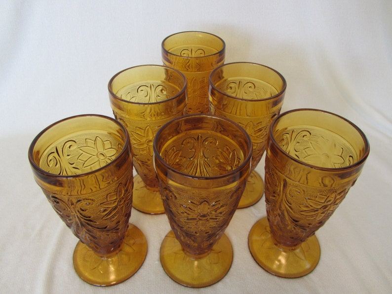 footed tea glasses