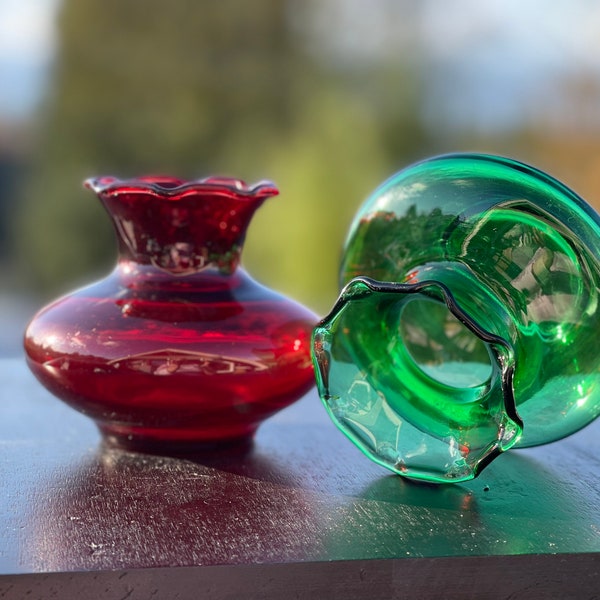 Anchor Hocking Red or Green Ruffled Top Bud Vase