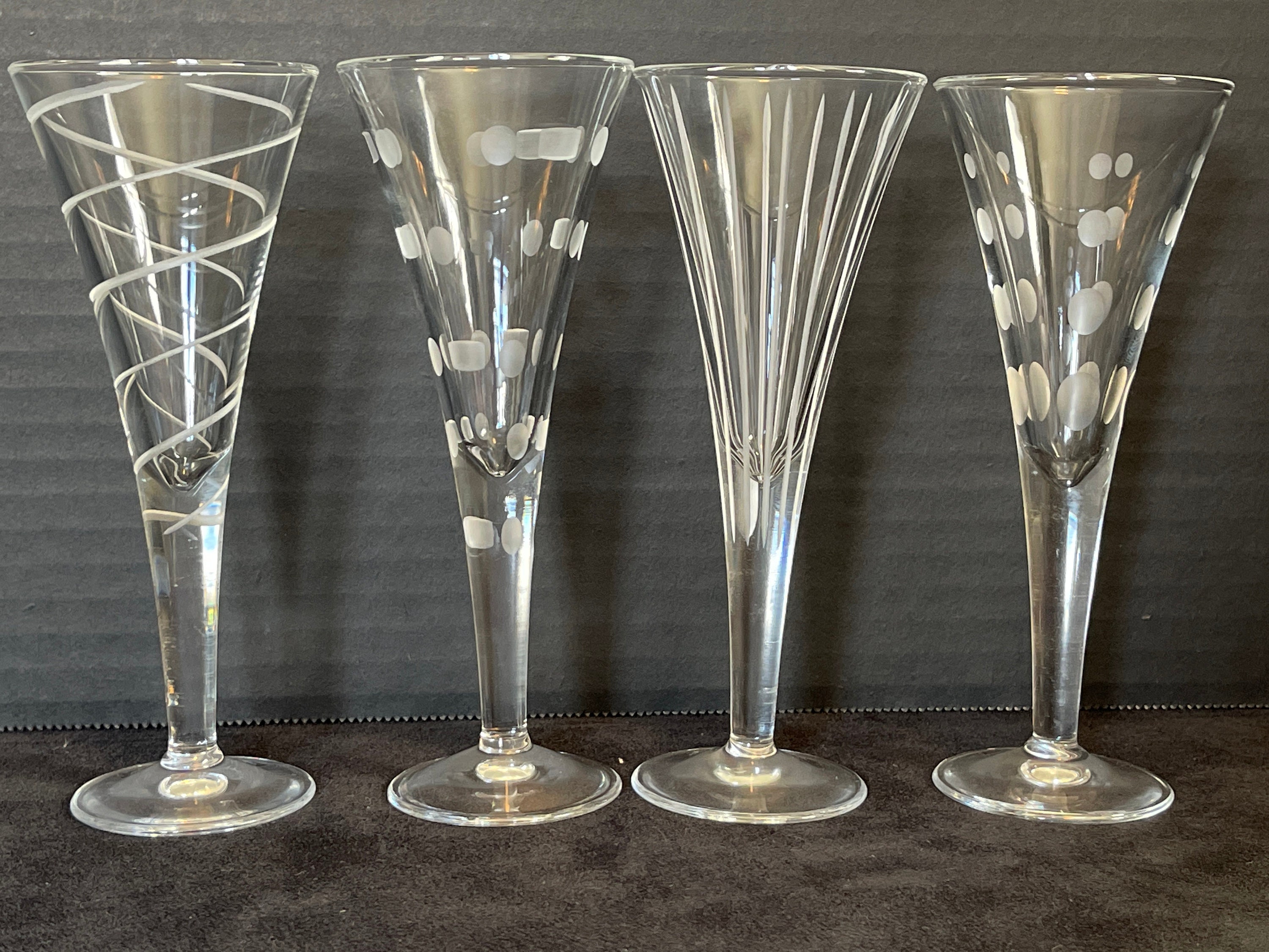 Mikasa Martini Glasses Cheers Set of 4 Etched Made in France 10 oz. New NO  BOX