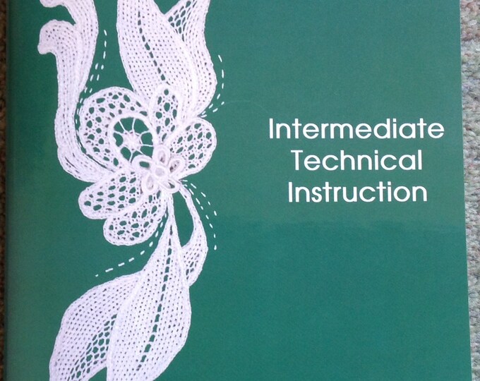 Handmade Antique Italian Needle Lace Mat Reticella Point Venise Lace