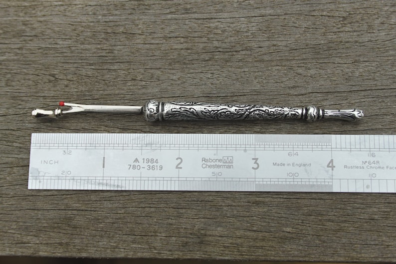 Seam Ripper with Long Floral Handle image 4
