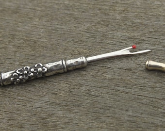 Seam Ripper with Pewter Floral Handle