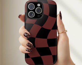 Funda para teléfono con estampado de tablero de ajedrez deformado, color rojo oscuro y negro estilo grunge, para iPhone y Samsung, estilo Y2K Academia Tough