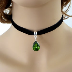 Ras de cou noir avec pendentif, choisissez le cristal, collier ras de cou, tour de cou en ruban de velours NOIR, cadeau pour elle, cadeau de demoiselle d'honneur, cadeau âme soeur
