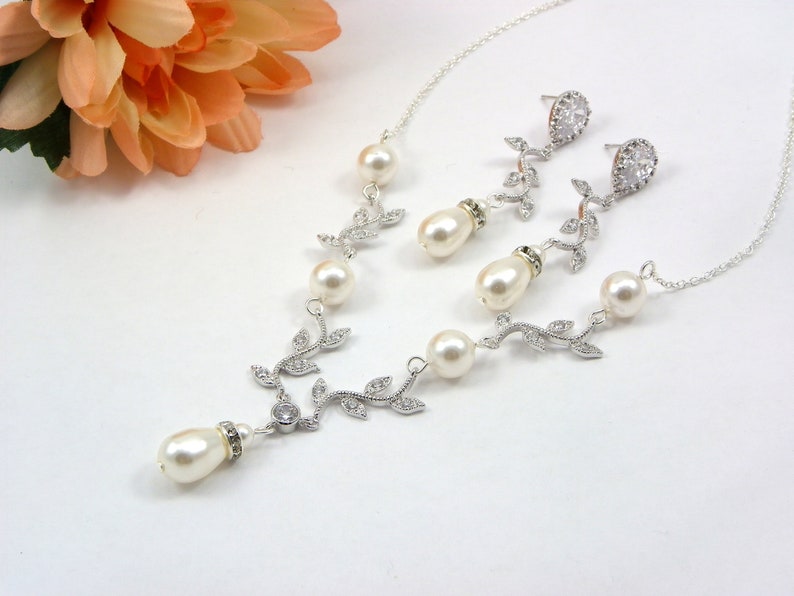 Pearl Necklace silver, Y necklace pearl, VINE leaf earrings drop, pearl jewelry set, necklace wedding, pearl earrings, Bridal jewelry set image 2