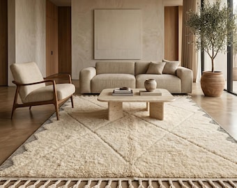 Beni Ourain tapijt | Ivoorzwart wollen tapijt | Handgemaakt Marokkaans ruitpatroon tapijt | Minimalistisch vloerkleed | Berber tapijt | Verkrijgbaar in verschillende maten