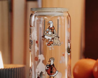 Cozy Autumn Drinking Glass - Drinking glass with geese, autumn vibes, with bamboo lid and straw