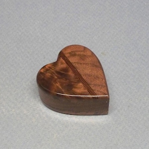 Small Walnut Heart Urn 1/3 ci, Lacquer finish, Made in the USA