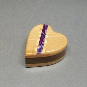 Small Heart Keepsake Urn: Sycamore, Walnut, Maple Wood (1/3 c.i.)