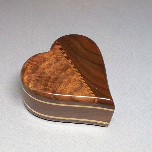 Small Wooden Urn  2.5 c.i., Heart Urn, Wood Cremation Urn, Unique Urn, Urn, Small Urn, Memory Box,  Small Unique Urn, Made in the USA