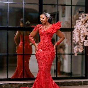 red dress with silver 2024 Red Glitter Crystal Sequins Beaded prom dress for Women