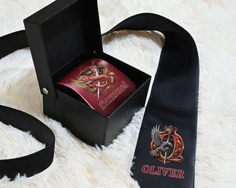 Corbata personalizada con insignia de caballero e inicial, corbata clásica formal, accesorio único para negocios, bodas, Día del Padre o cumpleaños.