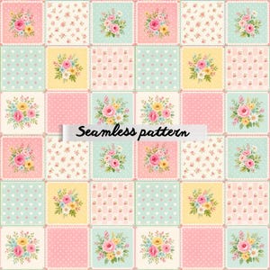 Pode incluir: Um padrão sem costura com um design de patchwork, apresentando buquês florais e vários padrões de fundo. Os quadrados alternam entre rosa, amarelo e azul-petróleo, com o texto "Seamless pattern" no centro.