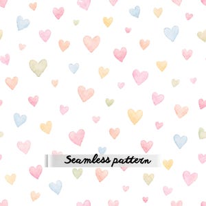 Puede incluir: Un patrón continuo con un diseño repetitivo de pequeños corazones pintados a mano con acuarela en tonos pastel suaves de rosa, azul, amarillo y melocotón sobre un fondo blanco. El texto Seamless pattern aparece en el centro.