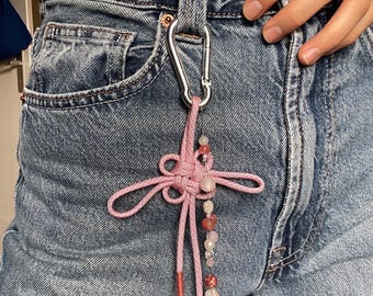 Pink Paracord Bag Charm with Pearl, Handmade Lucky Knot Keychain, Carabiner Charm, Beaded Y2K Accessory, Cute Edgy Keychain
